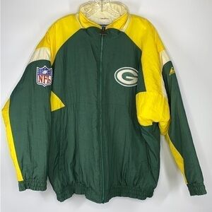 NFL Apex-One Vintage Green Bay Packers Spell Out Quilt Lined Jacket